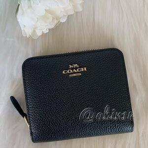 NWT Coach Black Leather Small Billfold Wallet